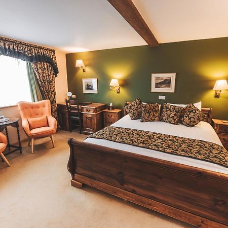 The Auberge Yaxley  Dış mekan fotoğraf